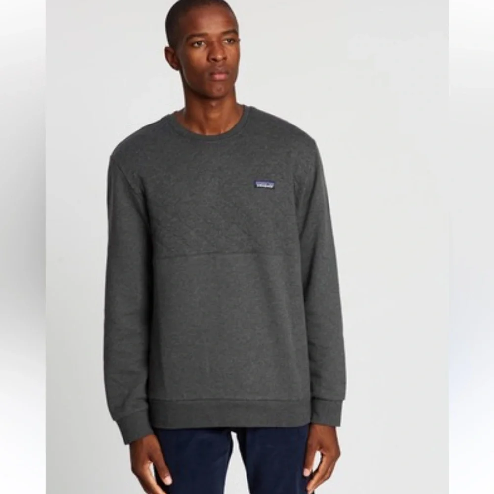 Patagonia Men's organic cotton quilted Dark Gray Crewneck Sweatshirt M